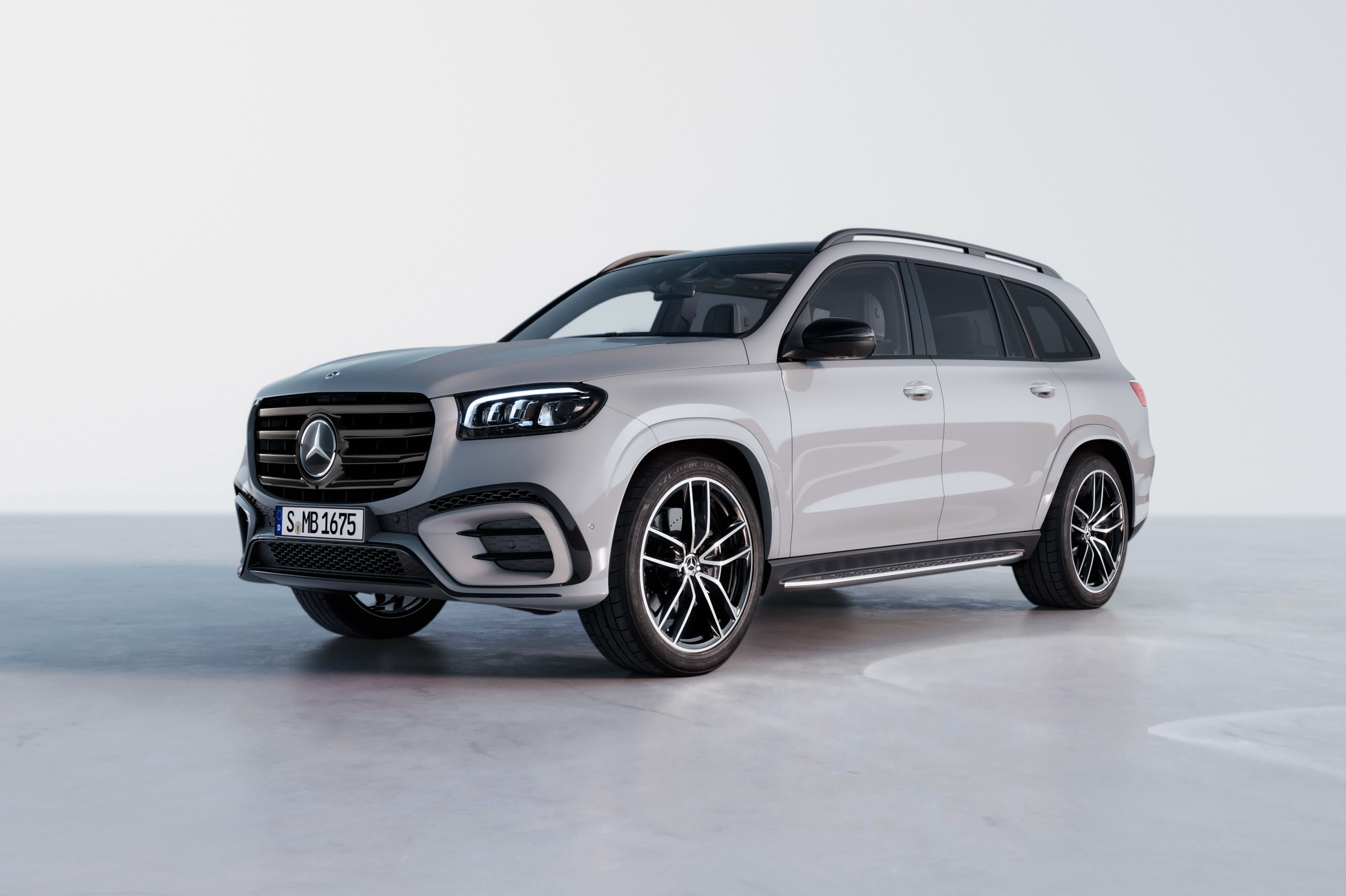 圖4_GLS 450 4MATIC 豪華七人座旗艦休旅，同步適用關稅優惠方案。